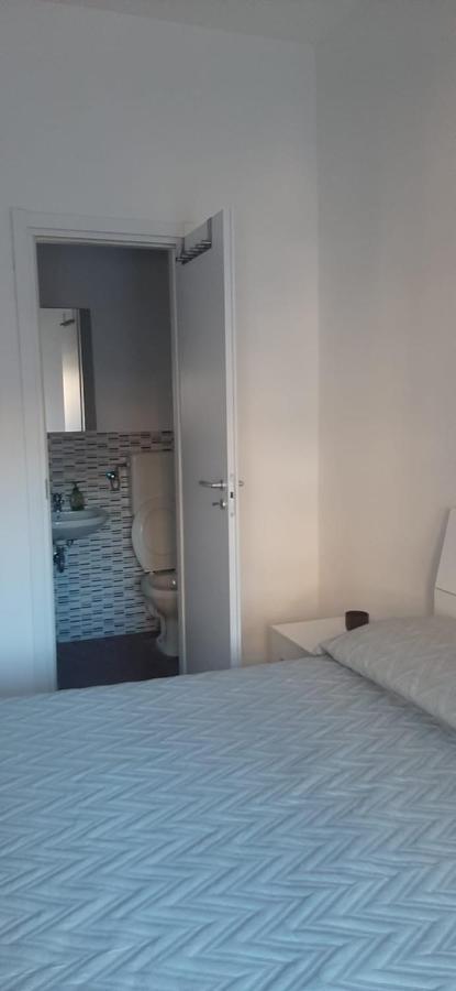 Affittacamere Corneliaguesthouse Roma